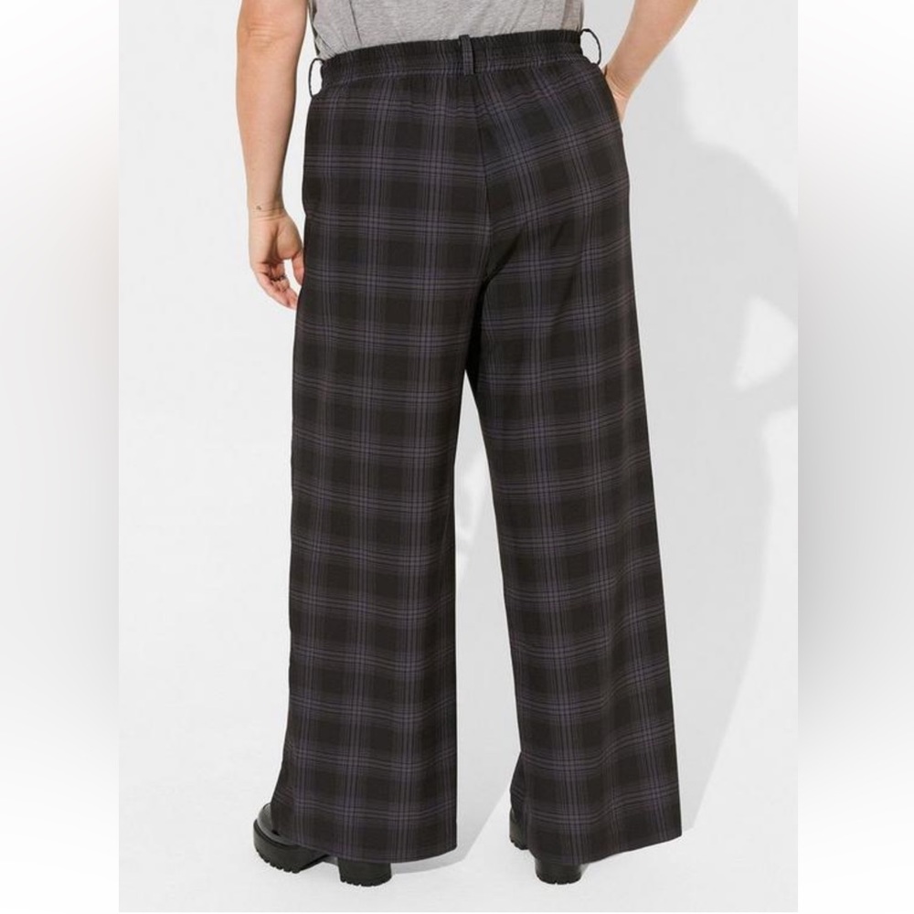 Wide Leg High Rise pant - Picture 2 of 9